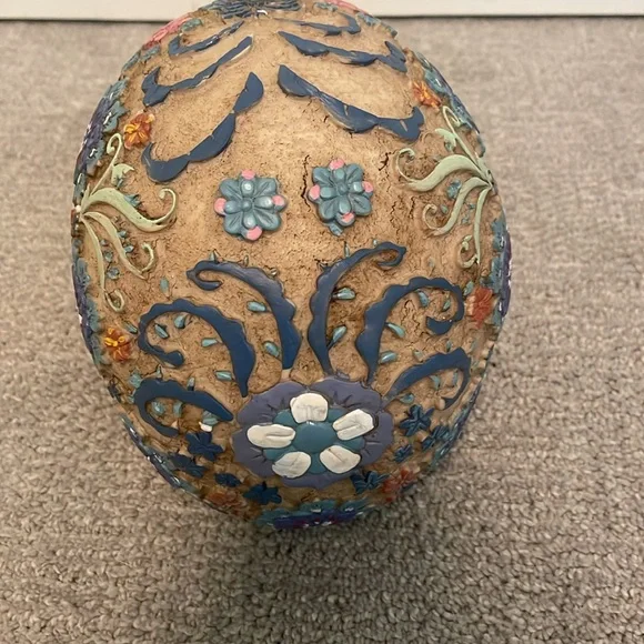 Skull calavera with flowers- 6.5” apprx height - Picture 4 of 6